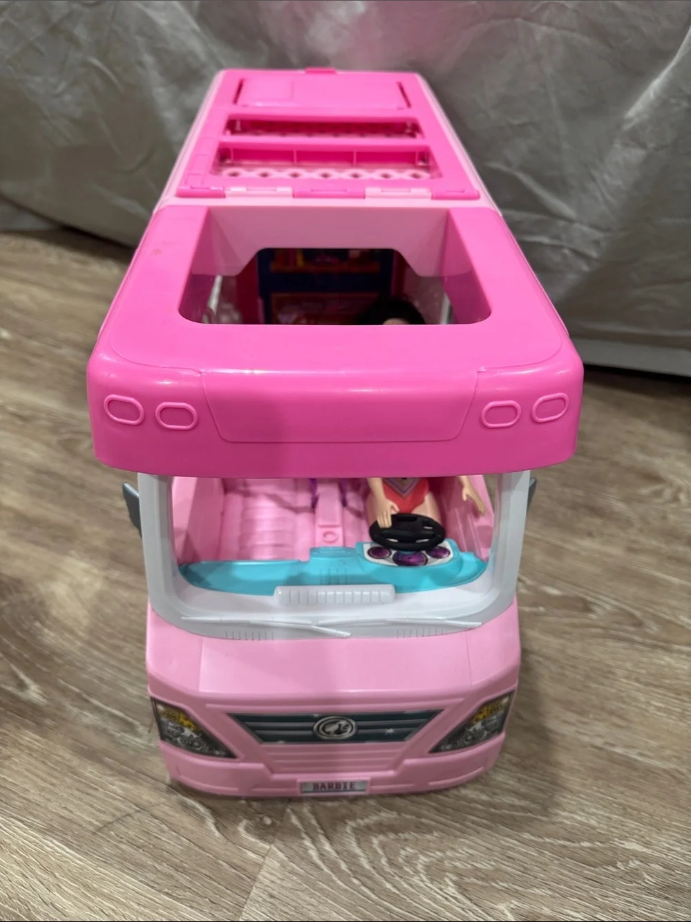 Barbie Pink Play Camper Van with Teal Tray and Plaid Mat
